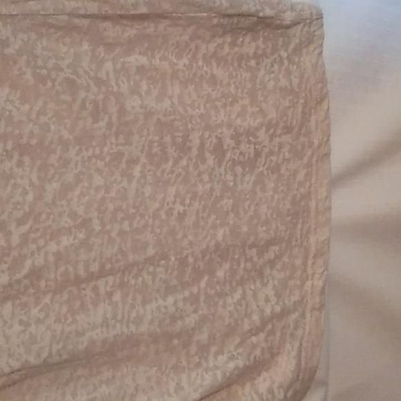 Top - Picture 3 of 9